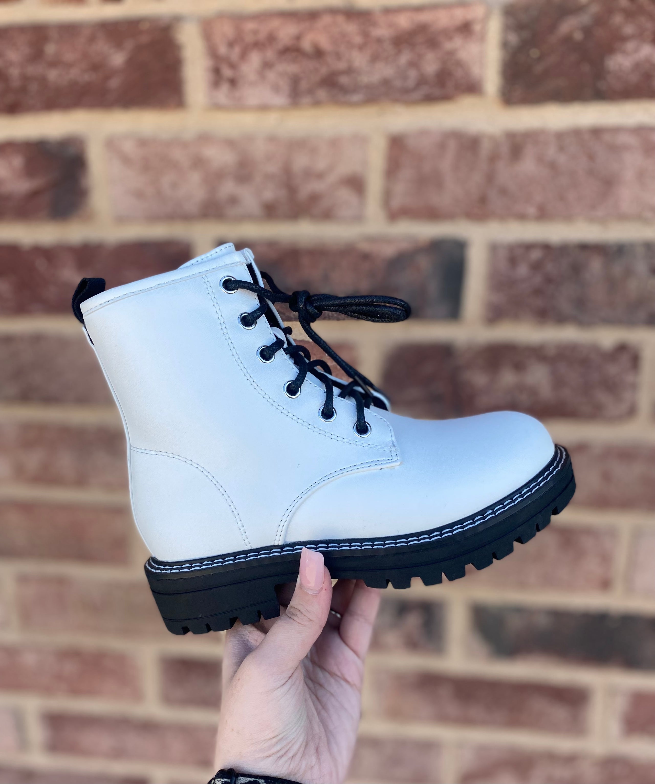 Ulzzang boots outlet